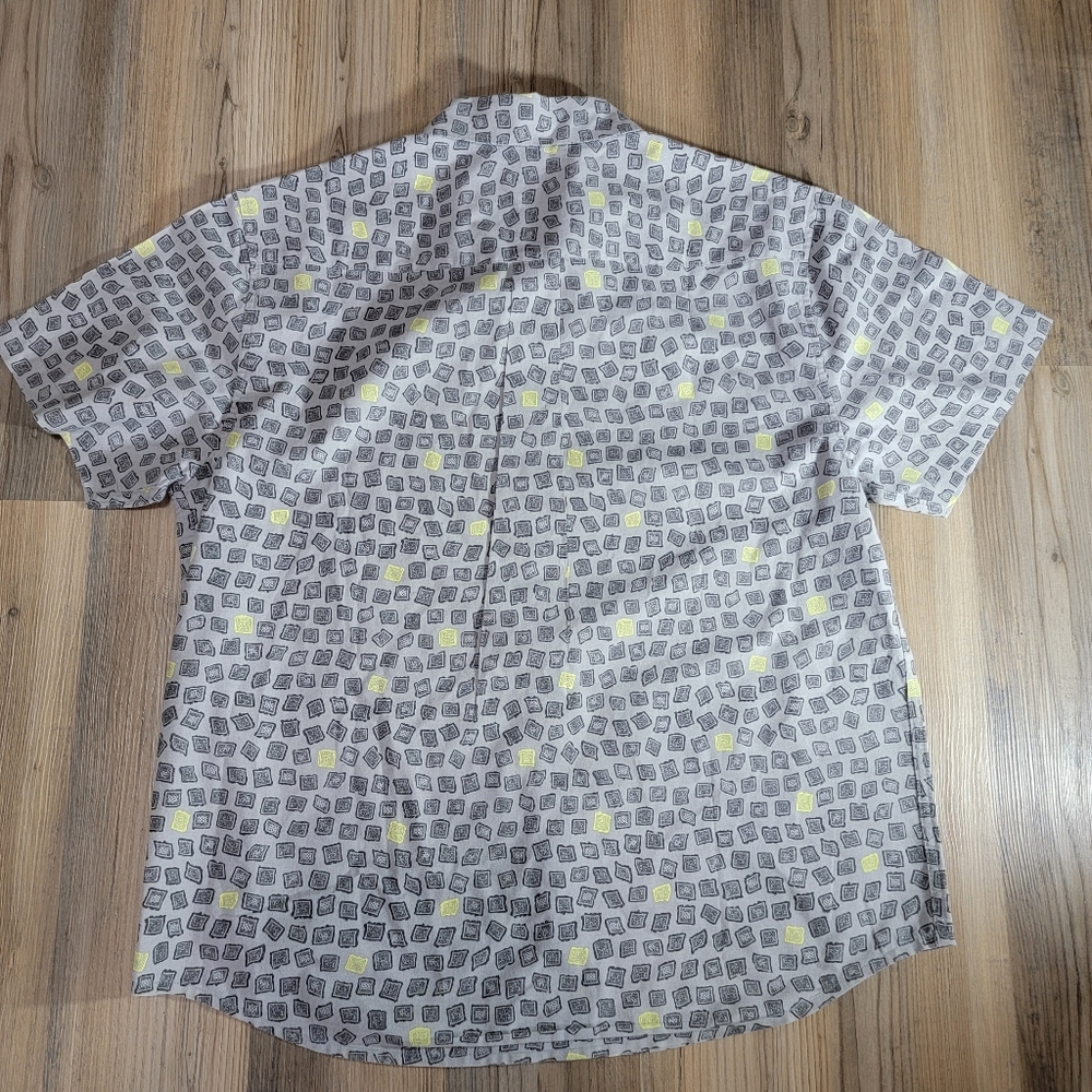 Sherpa Adventure Men's Size XL Doori Print SS Shirt - Grey NWOT - Picture 5 of 6